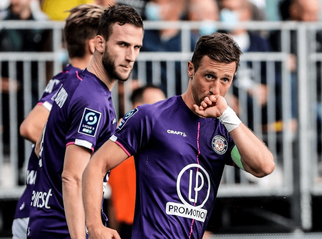 开云体育登录-关于巴黎圣日耳曼队员独中两元，领队晋级的信息