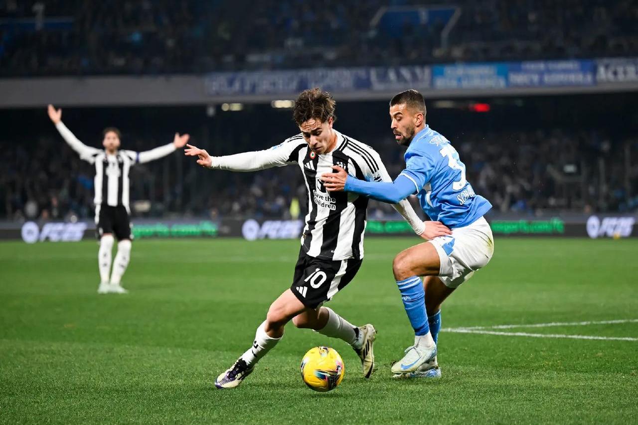 关于尤文图斯主场惨败那不勒斯,欧冠资格岌岌可危的信息 关于尤文图斯主场惨败那不勒斯,欧冠资格岌岌可危的信息