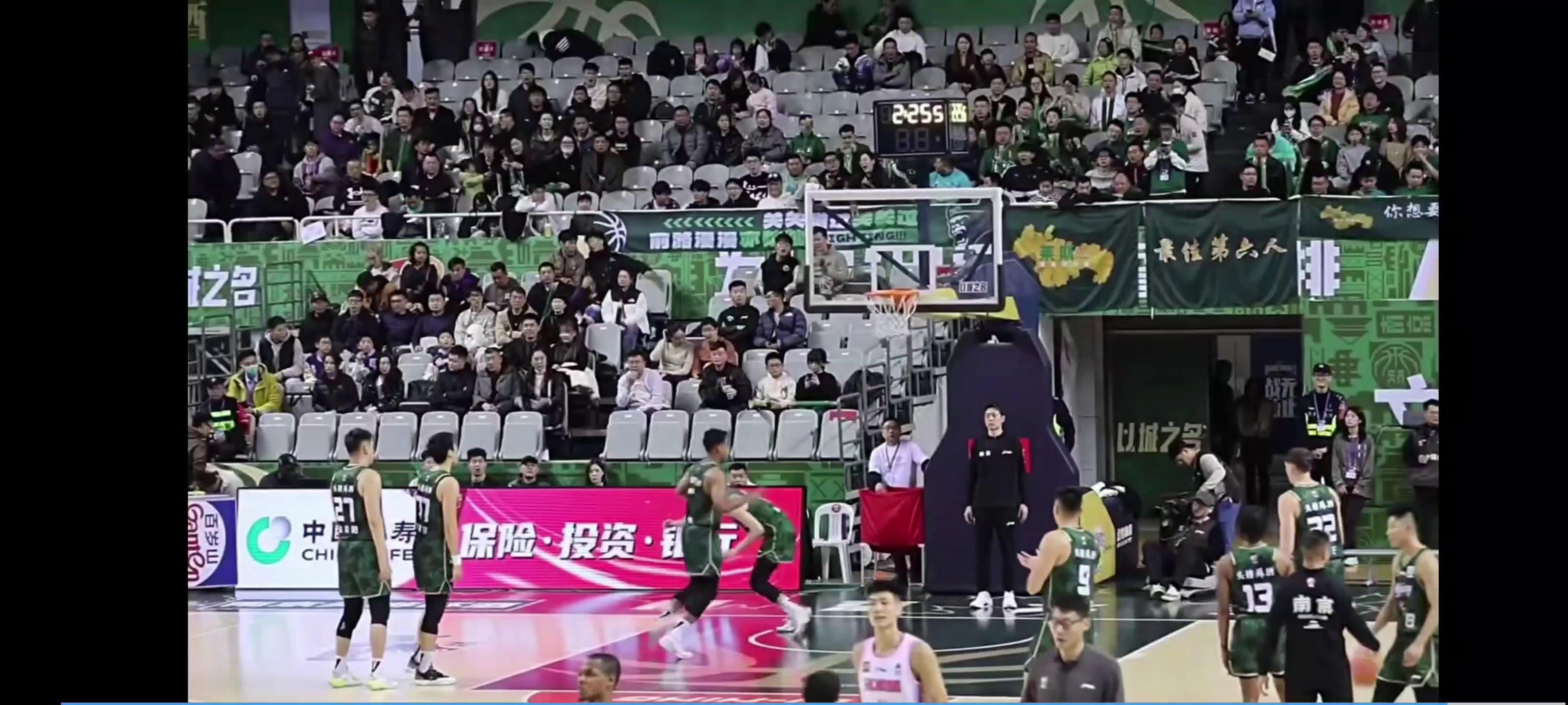 开云官网-合作无间，球队巧夺CBA季后赛冠军，众望所归的简单介绍