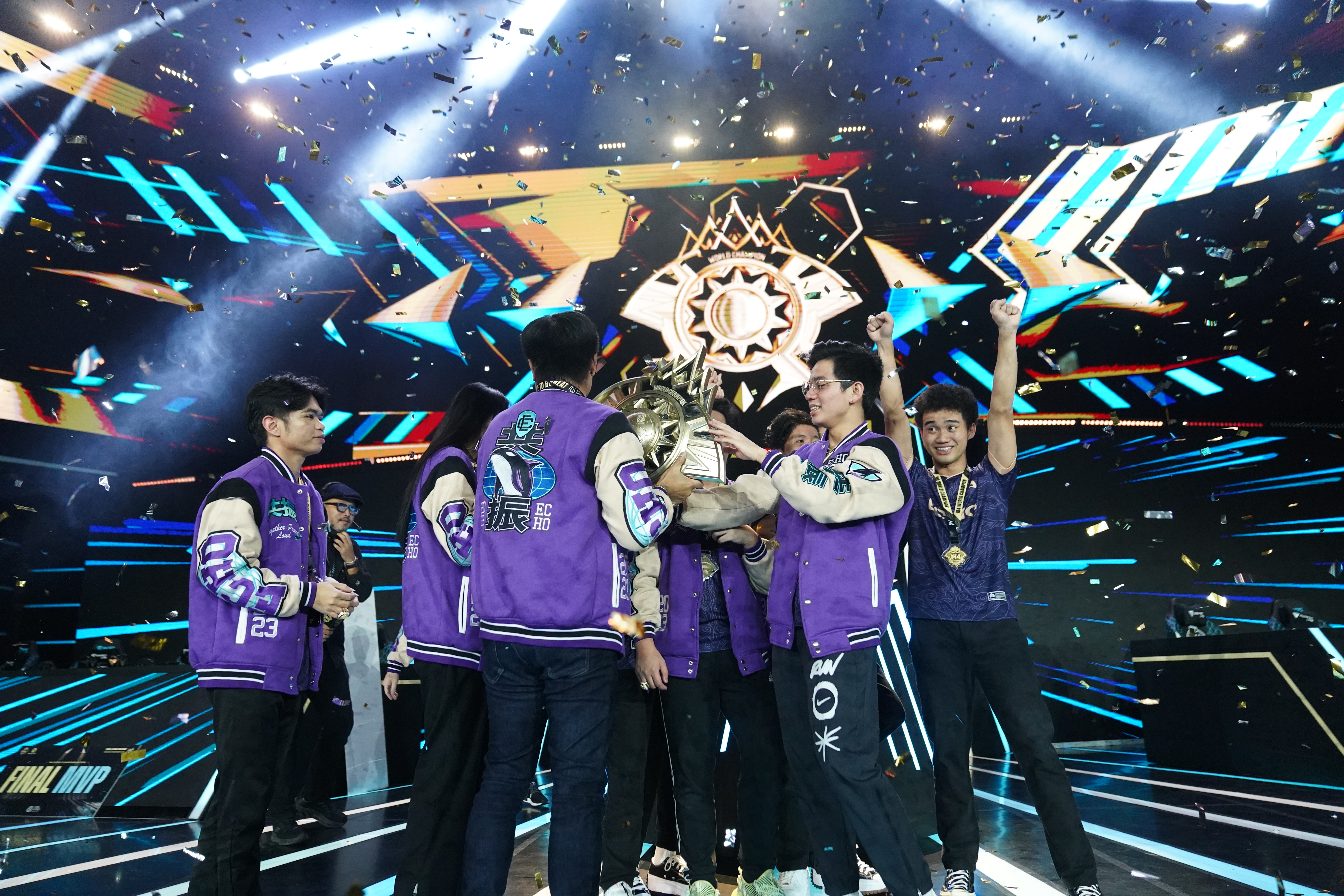 开云体育在线-关于火爆对决！双方球队在球场上拼尽全力争取胜利的信息