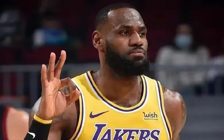 湖人逆袭开拓者东区半决赛暂领先 湖人逆袭开拓者东区半决赛暂领先