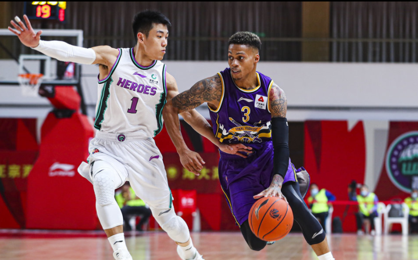 开云体育入口-河北男篮全力争胜，一场胜利在望