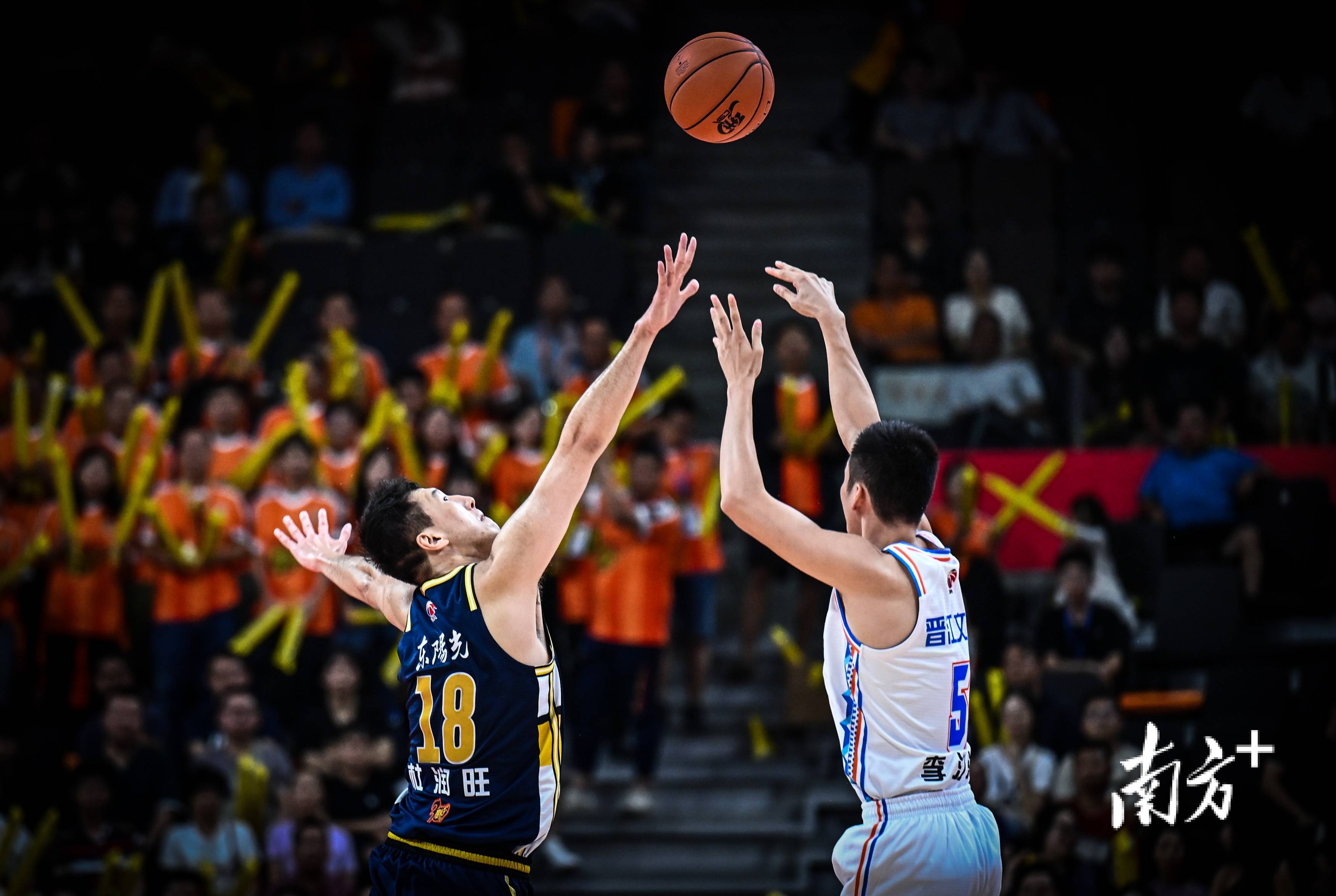 陕西男篮大胜广东,士气高昂 陕西男篮大胜广东,士气高昂