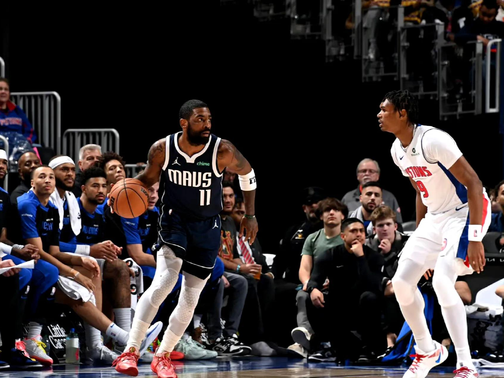 开云体育下载-NBA经典对决再现，誓夺胜利