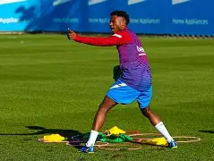 开云体育平台APP-杜塞尔得不到失球，全面优势