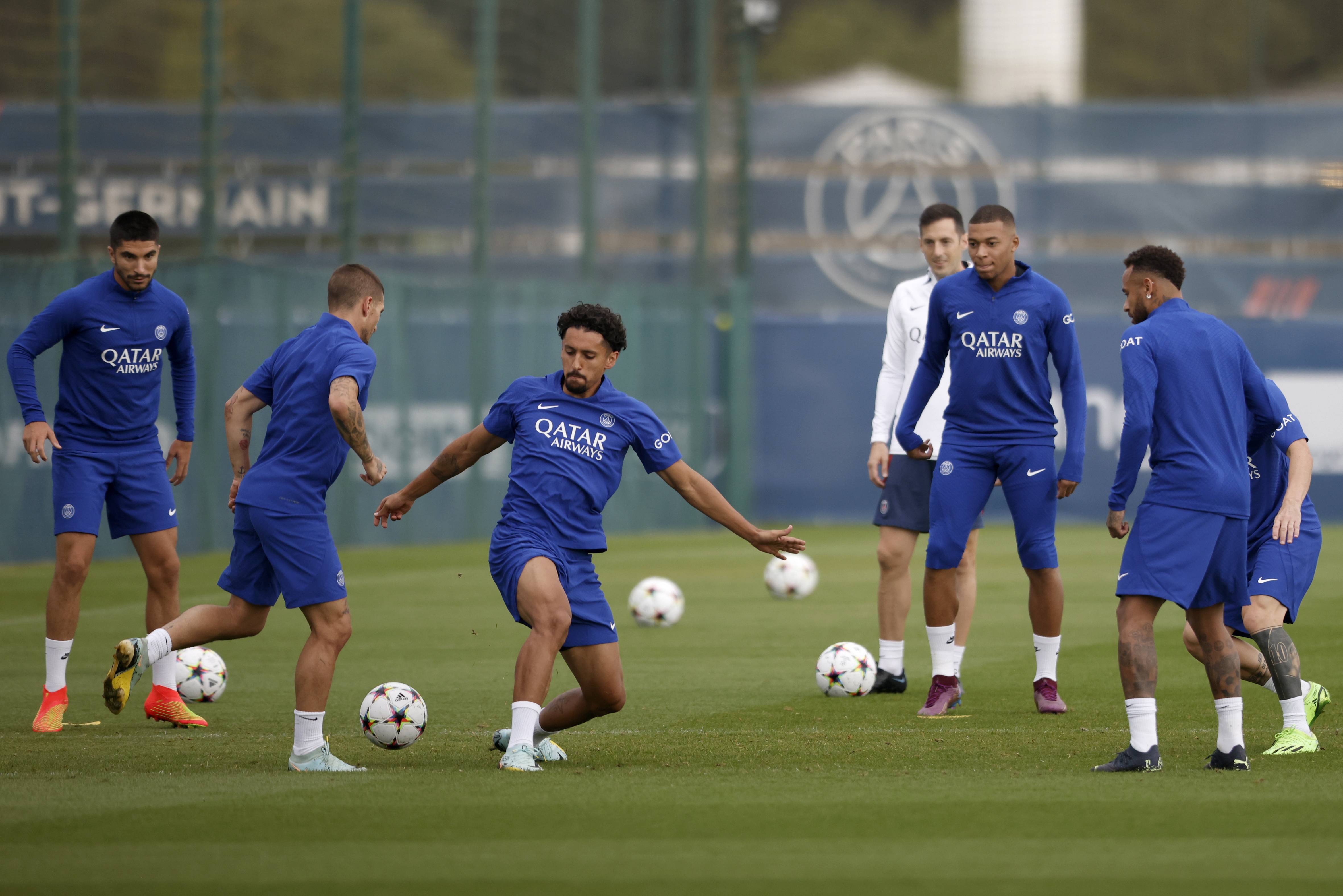 关于巴黎圣日耳曼全队备战法国杯比赛的信息 关于巴黎圣日耳曼全队备战法国杯比赛的信息