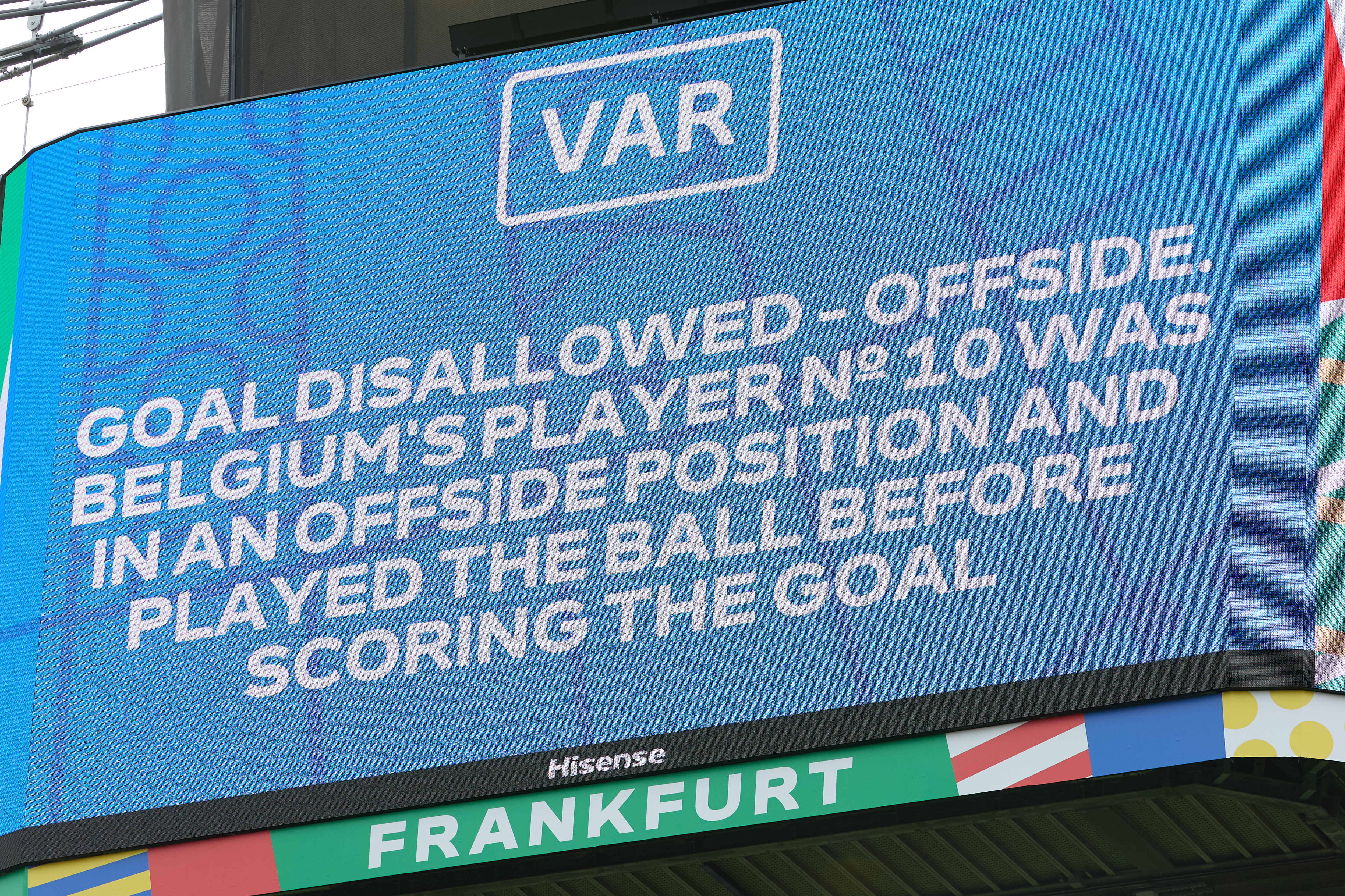 关于荷兰-不敌比利时队止步八强赛的信息 关于荷兰-不敌比利时队止步八强赛的信息