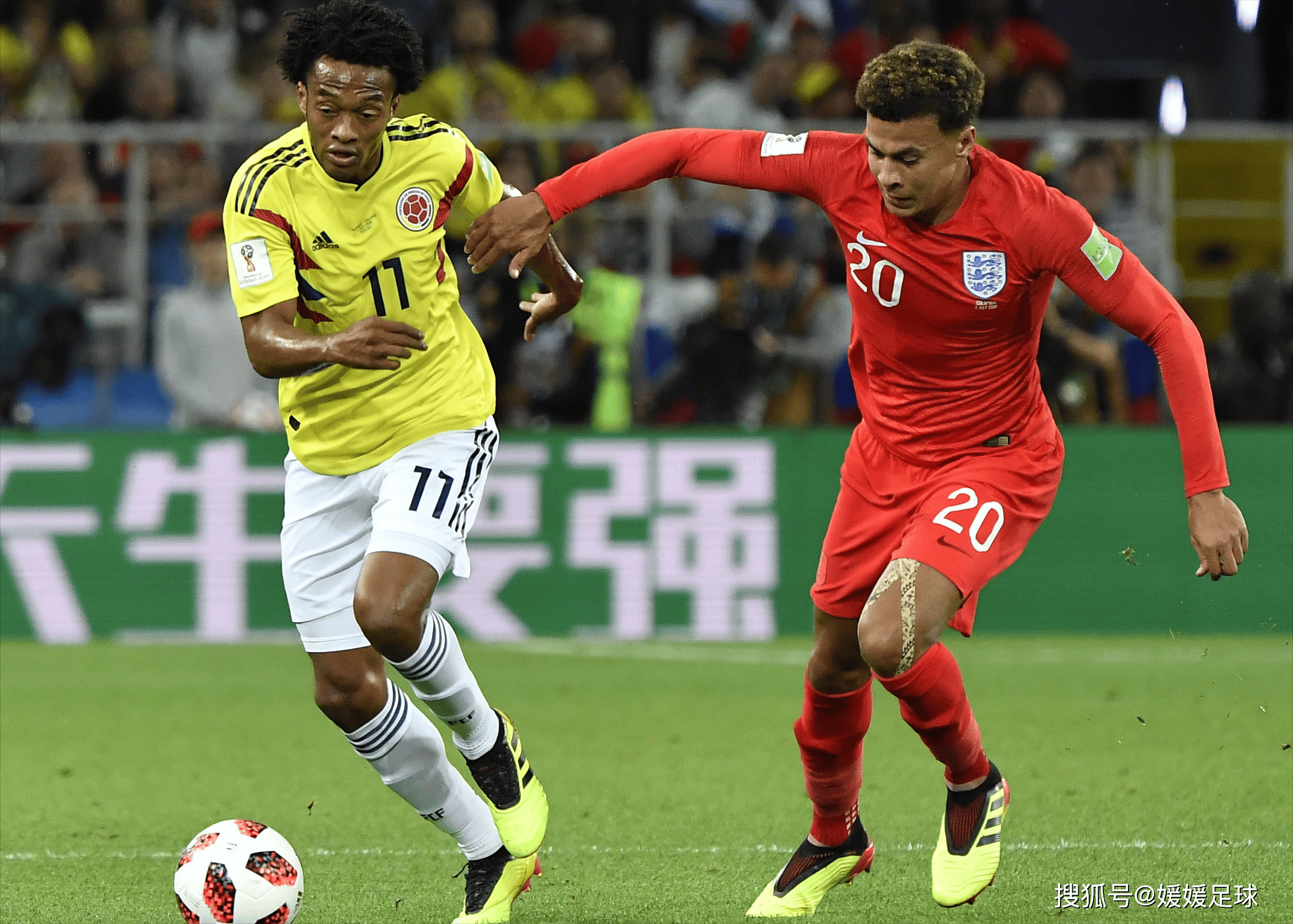 关于足球比赛精彩纷呈,各队实力对抗难分伯仲的信息 关于足球比赛精彩纷呈,各队实力对抗难分伯仲的信息