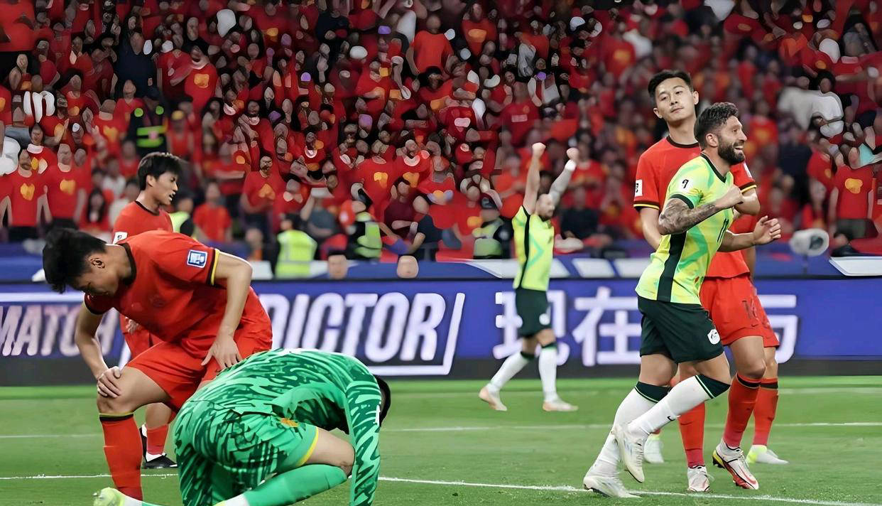 中国足球代表队在赛场上猎取胜利 中国足球代表队在赛场上猎取胜利