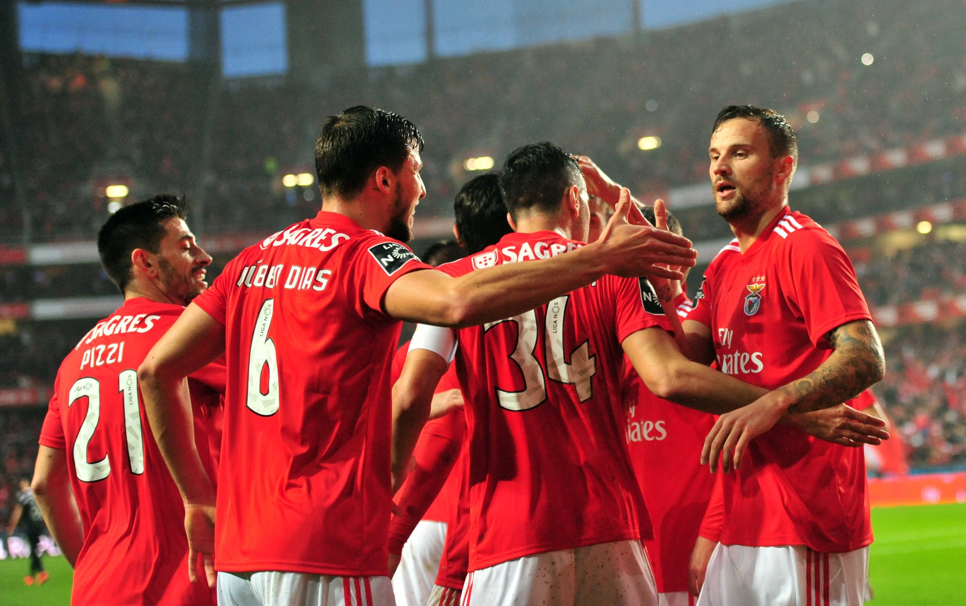 开云体育入口-欧洲联赛前景未卜，争夺激烈