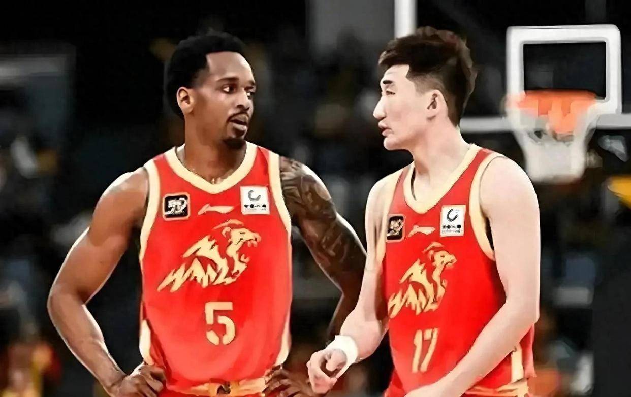 开云体育在线-包含篮球明星被曝光参加派对被指责违反球队规定的词条