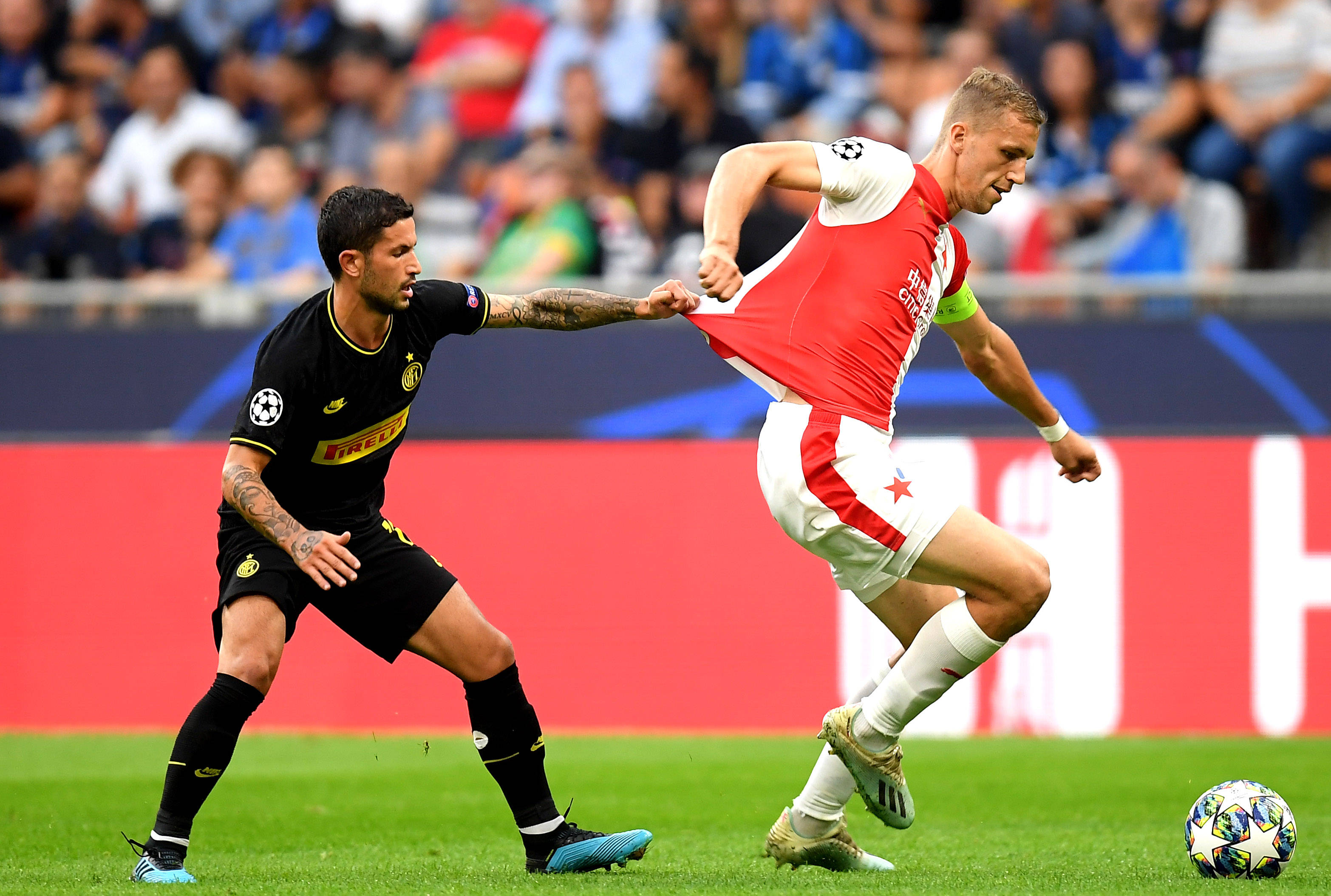 开云APP-里尔主场憾负，状态令人堪忧