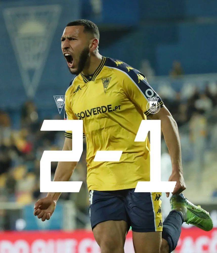 关于里尔球员踢球状态下滑,主帅提出严格要求的信息 关于里尔球员踢球状态下滑,主帅提出严格要求的信息