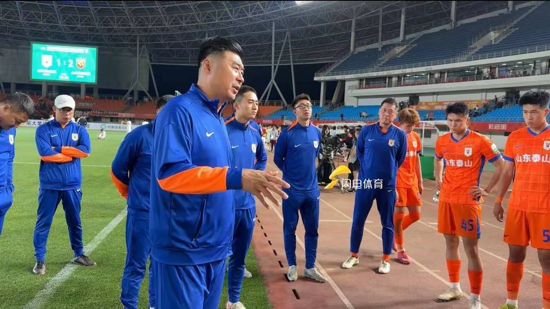 开云下载-明尼阿诺斯客场失利,保级希望日益渺茫