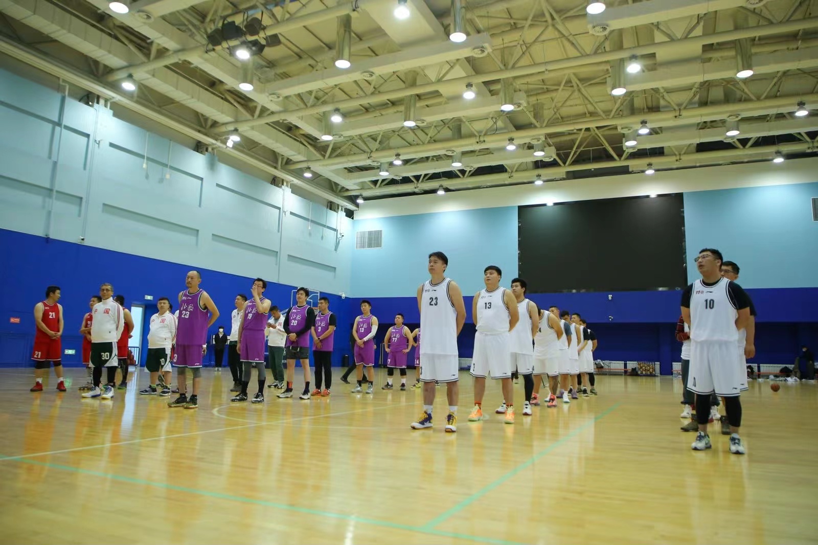 哥伦比亚篮球联赛揭幕战精彩纷呈 哥伦比亚篮球联赛揭幕战精彩纷呈