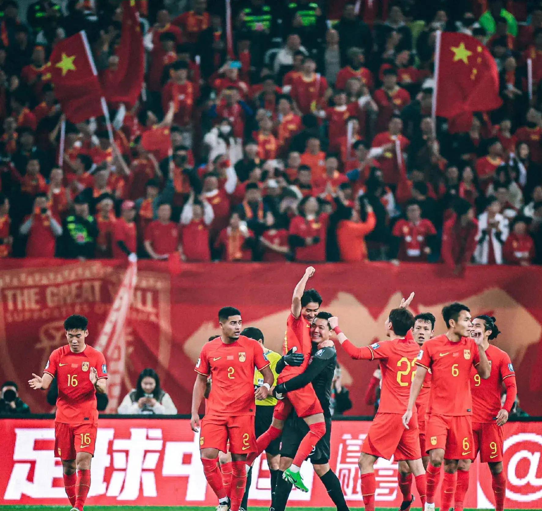 开云官网-中国国内足球赛事激战频发，球队实力卓越