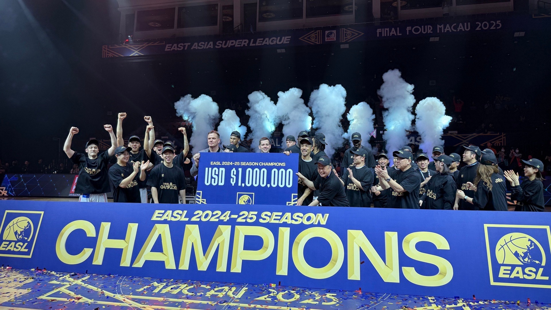 包含球队士气高涨,夺取胜利晋级四强赛的词条 包含球队士气高涨,夺取胜利晋级四强赛的词条