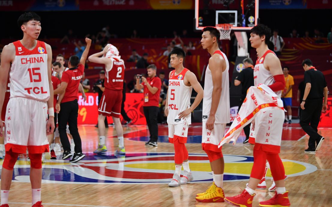 开云体育入口-波兰主场战胜瑞士，提前锁定小组第一