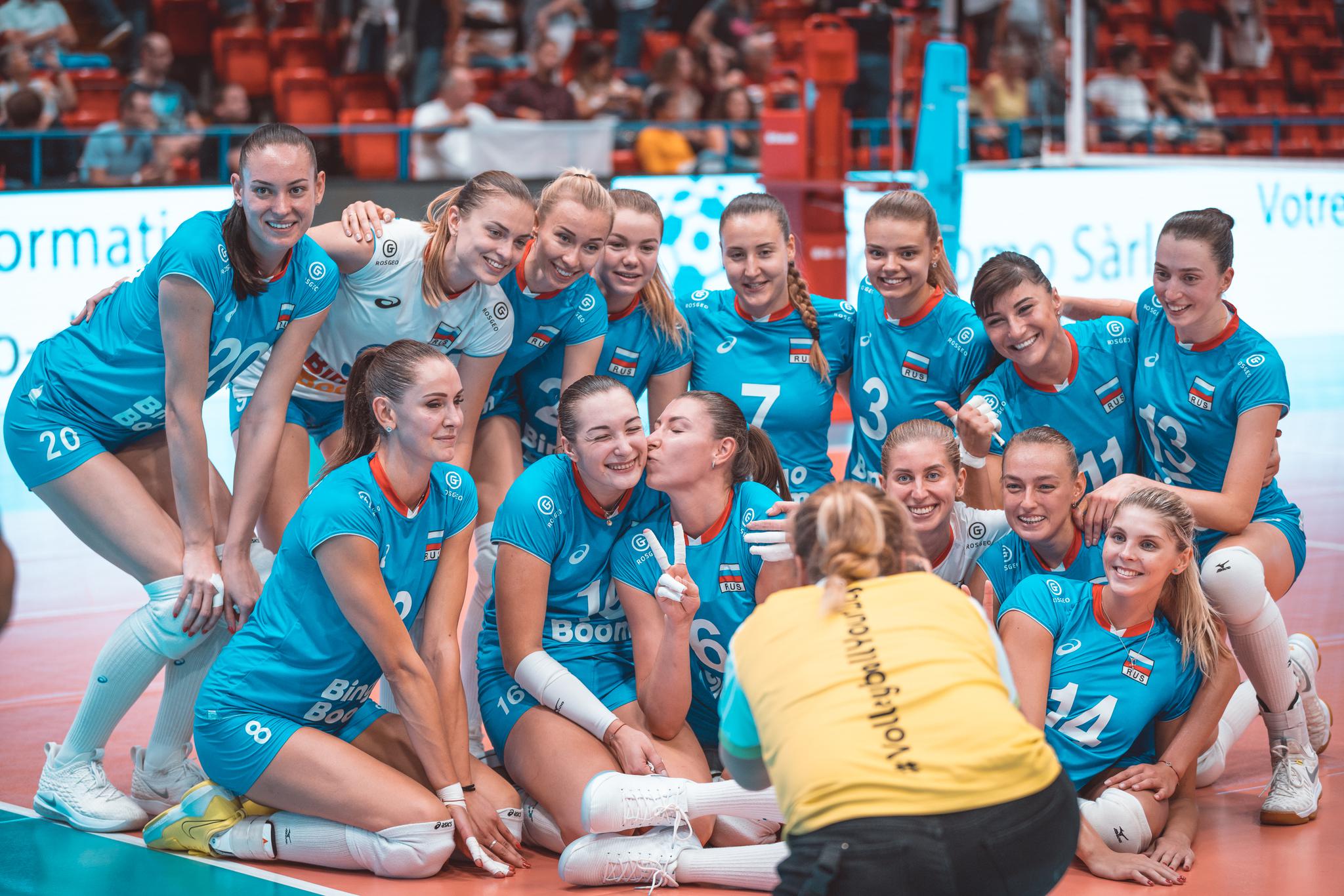 波兰主场战胜瑞士,提前锁定小组第一 波兰主场战胜瑞士,提前锁定小组第一