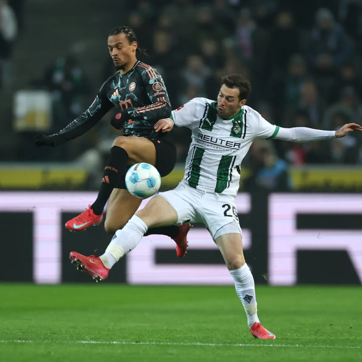 包含门兴格拉德巴赫队员表现亮眼,带领球队获胜的词条 包含门兴格拉德巴赫队员表现亮眼,带领球队获胜的词条