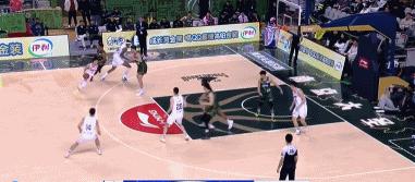 冲刺比赛双方鏖战到底,悬念重重 冲刺比赛双方鏖战到底,悬念重重