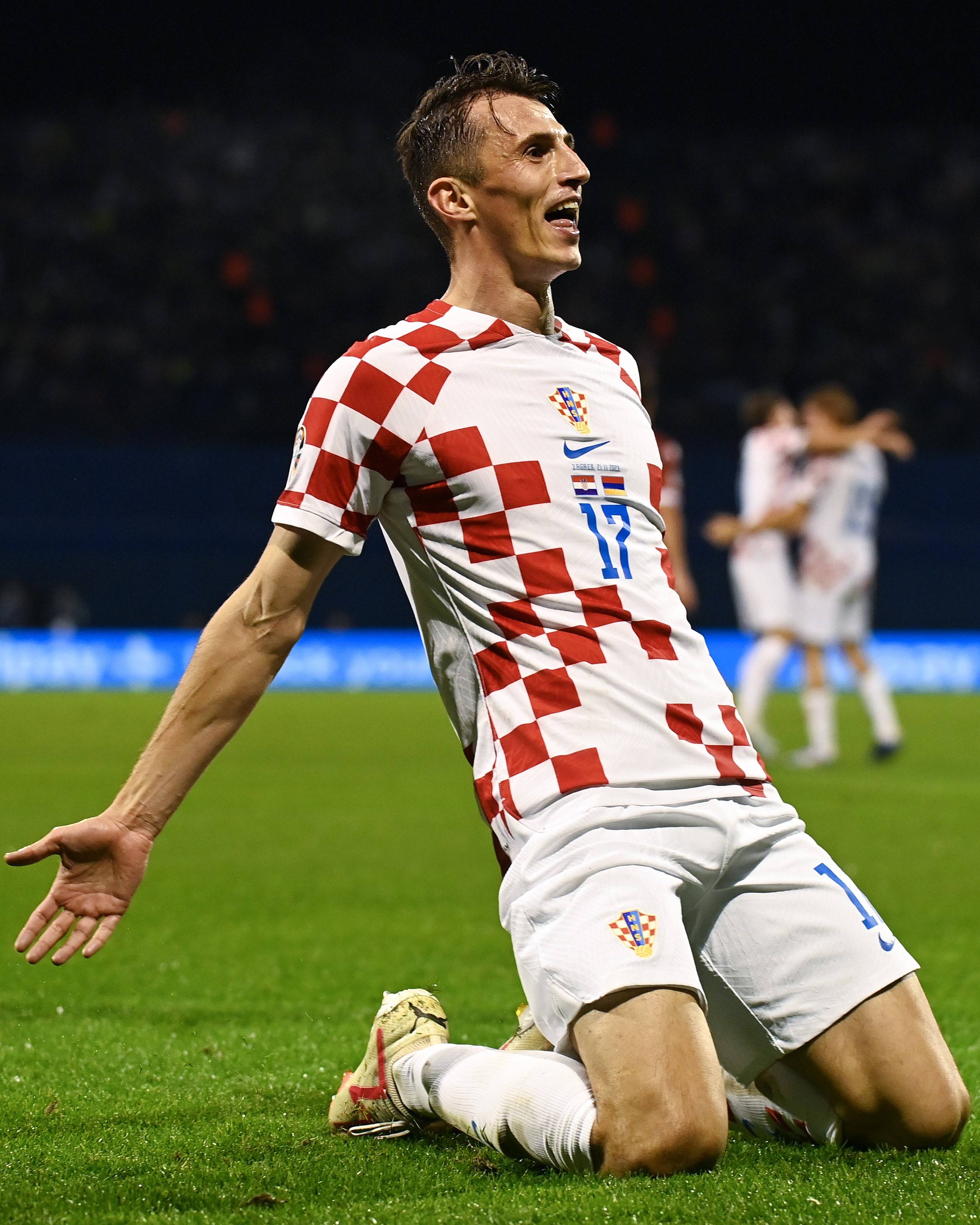 开云平台-克罗地亚队表现出色，轻松晋级欧预赛下一轮