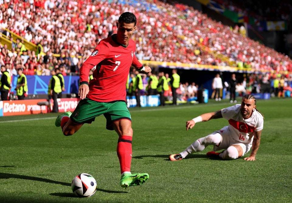 开云体育下载-传奇重生欧洲杯预选赛：意大利险胜，小组积分第二