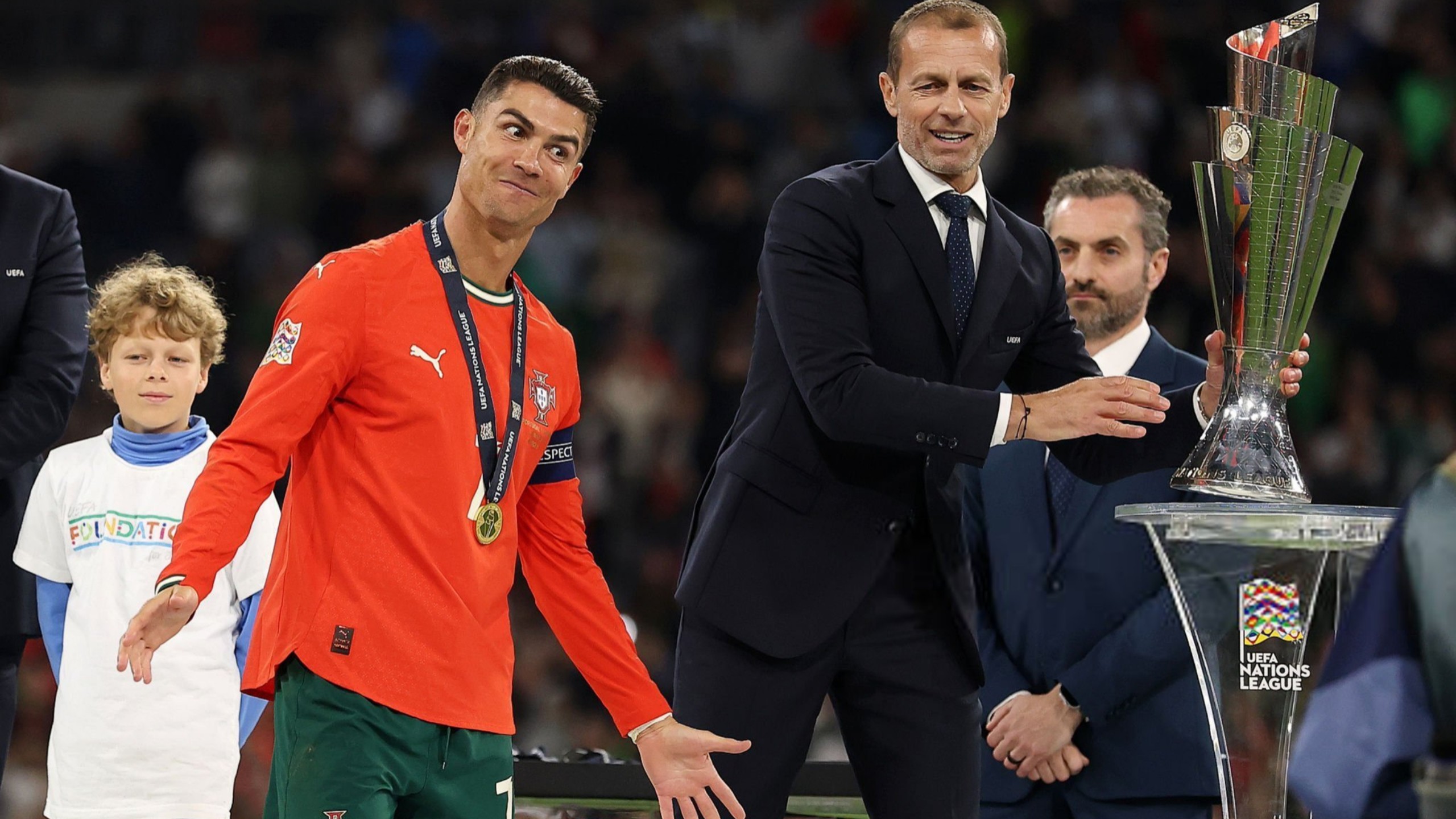 欧国联比赛进入尾声,冠军将揭晓 欧国联比赛进入尾声,冠军将揭晓