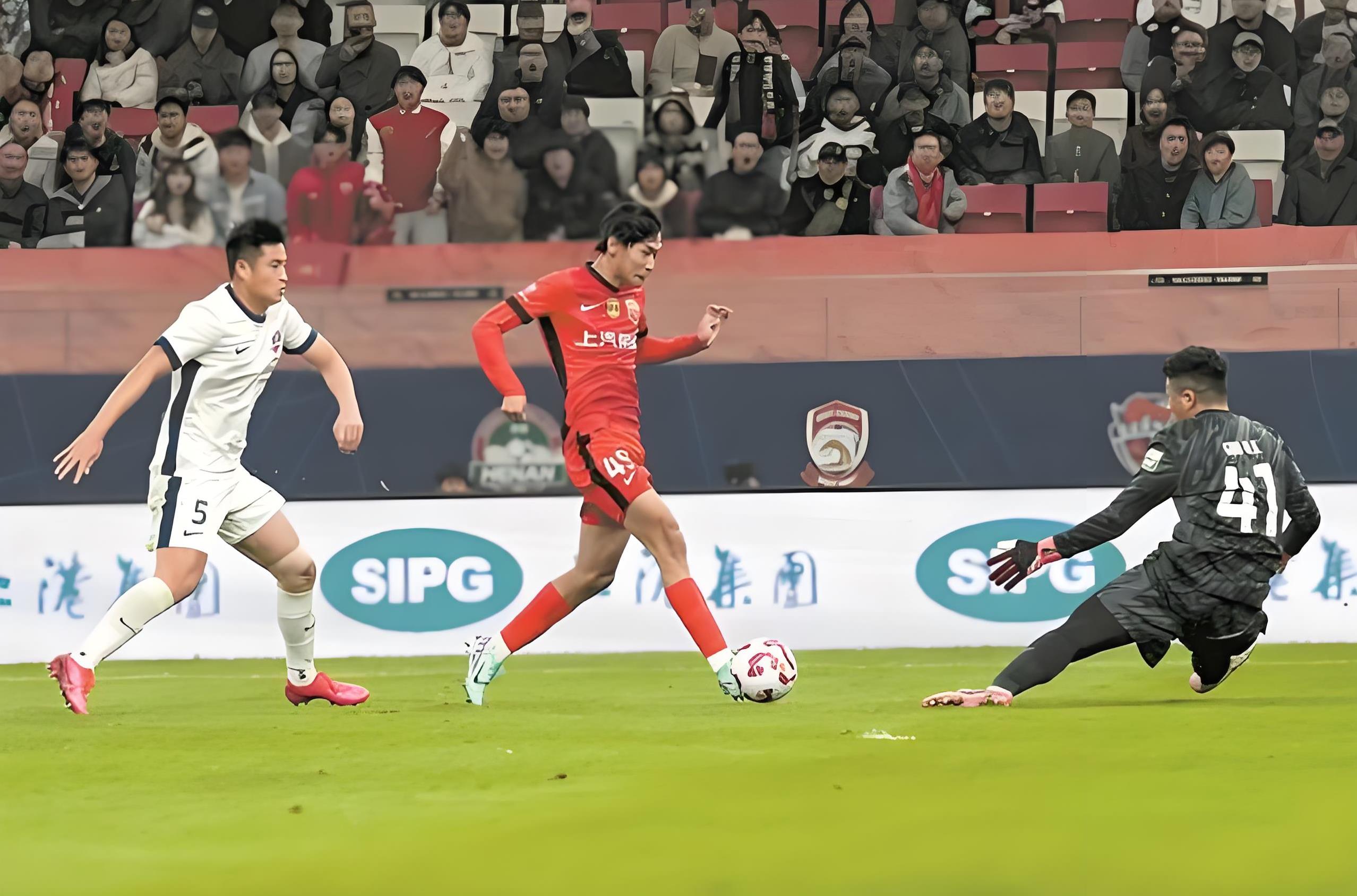 开云体育官方网站-沪上德比战：上港遭遇客场挑战！