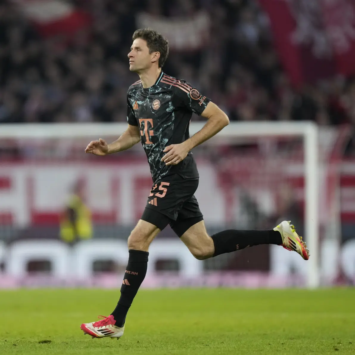 开云官网-弗赖堡表现一般,球员需要进一步提升的简单介绍