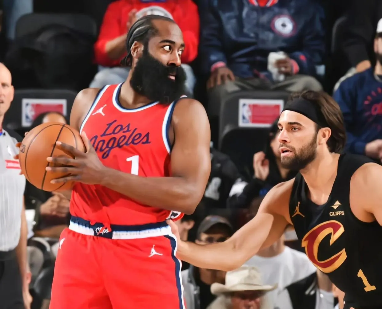 开云体育登录-快船主帅表态球队必须提升篮板能力，争取胜利