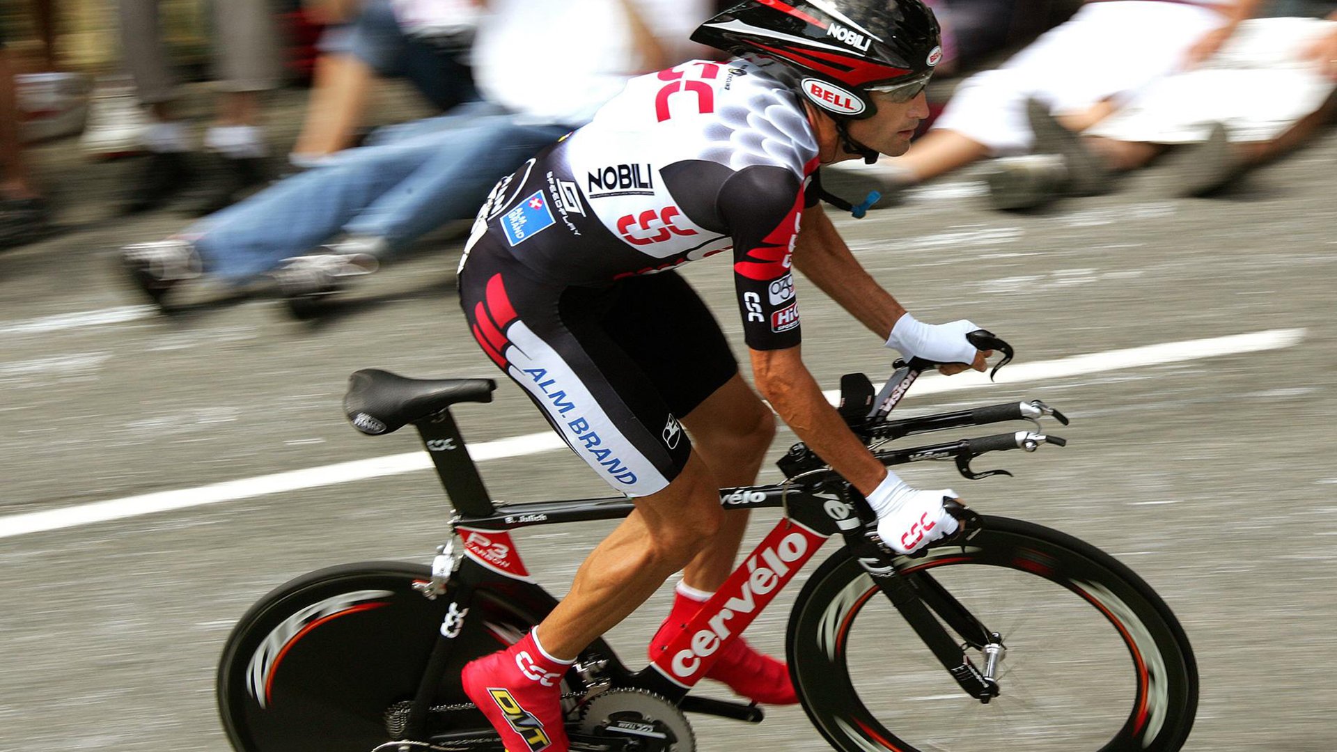 唯一性的交响，F1揭幕战之夜与莫兰特的决胜时刻